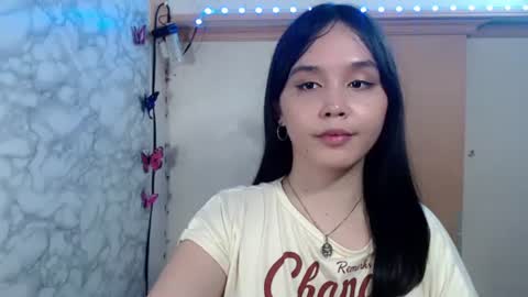 Ms Pia online show from April 21, 2026, 2:51 am