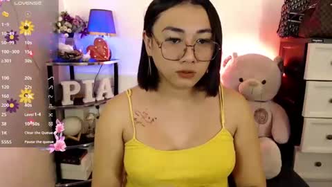 Pia online show from February 5, 2025, 12:38 pm