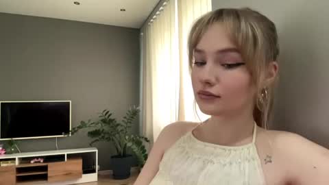 Kristie online show from June 26, 2026, 2:05 am