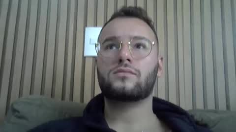 Snapshot of piazaocwbbb chatting on October 19, 2025, 3:56 pm piazaocwbbb online show from October 19, 2025, 3:56 pm