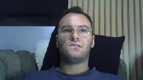 Snapshot of piazaocwbbb chatting on December 18, 2025, 1:33 am piazaocwbbb online show from December 18, 2025, 1:33 am