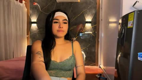 Snapshot of pichon_baby chatting on September 11, 2025, 6:35 am pichon_baby online show from September 11, 2025, 6:35 am