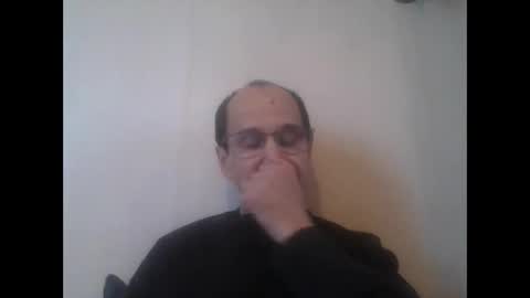 Snapshot of pichoun71 chatting on March 2, 2025, 1:27 pm pichoun71 online show from March 2, 2025, 1:27 pm
