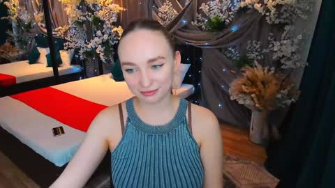 Emelie online show from February 8, 2025, 1:22 pm