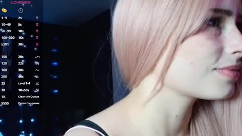 Snapshot of piera_ chatting on November 11, 2025, 7:03 pm Piera online show from November 11, 2025, 7:03 pm