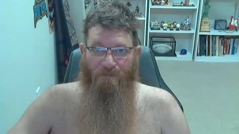 Snapshot of pierced2878 chatting on June 16, 2026, 8:44 pm pierced2878 online show from June 16, 2026, 8:44 pm