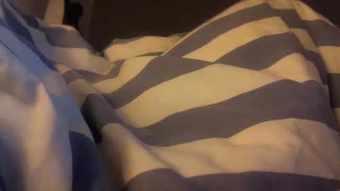 Snapshot of pierrepierrejeanpierre chatting on April 8, 2026, 11:05 pm pierrepierrejeanpierre online show from April 8, 2026, 11:05 pm