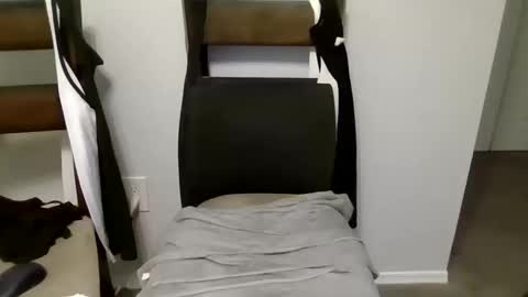 pigdaddy99 online show from October 19, 2025, 9:04 pm