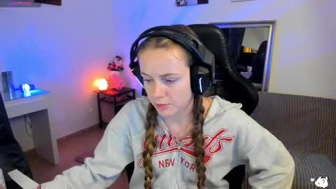 PiinkPandora online show from January 8, 2026, 10:01 pm