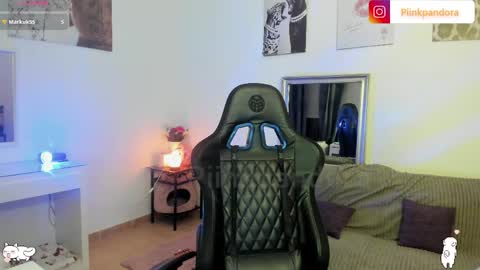 PiinkPandora online show from March 28, 2026, 9:47 pm