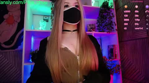 Sonya online show from March 1, 2025, 6:43 pm