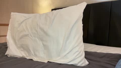 Trisha     online show from March 1, 2025, 3:27 pm