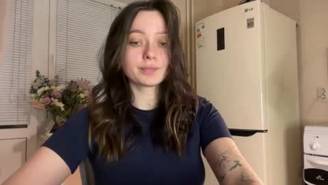 Trisha     online show from November 12, 2025, 5:24 pm