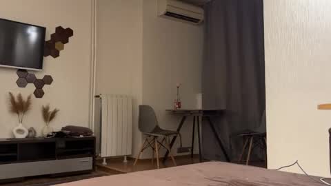 Snapshot of pileacadieri__ chatting on April 14, 2026, 7:42 pm Trisha online show from April 14, 2026, 7:42 pm