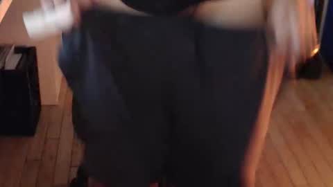 Snapshot of pimprobo chatting on December 4, 2025, 3:21 pm Pimp Robo online show from December 4, 2025, 3:21 pm