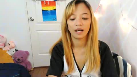 pinay beauty14 online show from February 1, 2025, 12:40 am