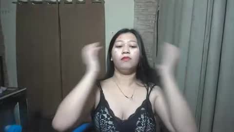 Dhalia online show from November 4, 2025, 12:15 pm