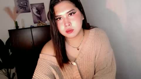 Ivy Morningstar online show from April 21, 2026, 12:01 am