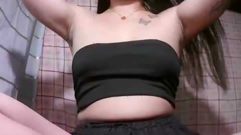 pinay_janella10 online show from October 25, 2025, 7:52 pm