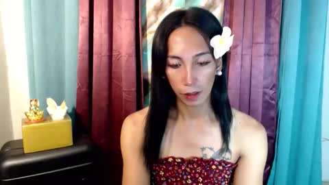 lucyLove online show from October 24, 2025, 2:41 am