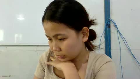Snapshot of pinay_mona03 chatting on March 16, 2026, 4:40 am Mona Pinay online show from March 16, 2026, 4:40 am