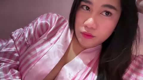 sofielove online show from March 15, 2026, 9:59 am