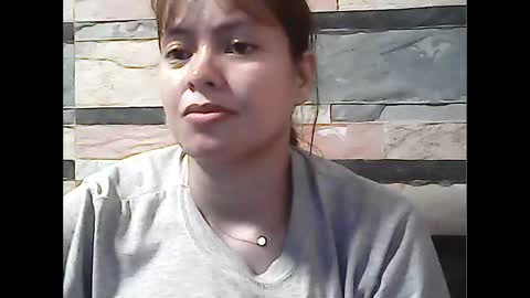 Snapshot of pinayhairyflower chatting on November 13, 2025, 2:43 am Nica online show from November 13, 2025, 2:43 am