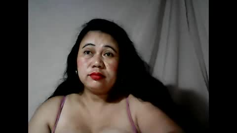 pinaymama12345 online show from January 22, 2025, 10:48 pm