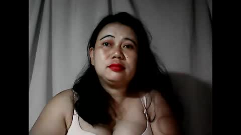 pinaymama12345 online show from September 13, 2025, 9:58 pm