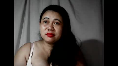 pinaymama12345 online show from September 16, 2025, 10:22 pm