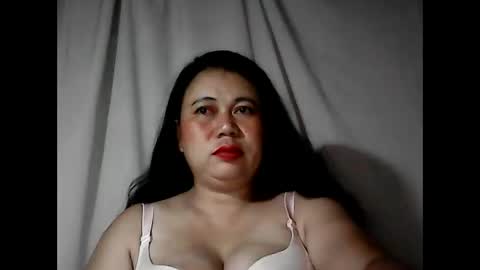 pinaymama12345 online show from October 19, 2025, 10:21 pm