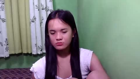 pinaymorena_rhowe online show from December 3, 2024, 2:38 pm