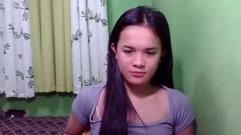 pinaymorena_rhowe online show from December 9, 2024, 12:45 am