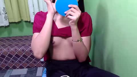 pinaymorena_rhowe online show from January 6, 2025, 2:47 pm