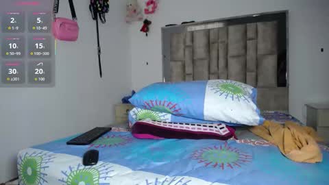 tiffany online show from December 1, 2025, 9:09 pm