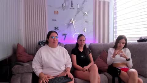 Snapshot of pink_as chatting on February 10, 2026, 1:26 pm pink_as online show from February 10, 2026, 1:26 pm