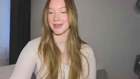 Snapshot of pink_rosee_ chatting on March 18, 2026, 3:20 am online show from March 18, 2026, 3:20 am