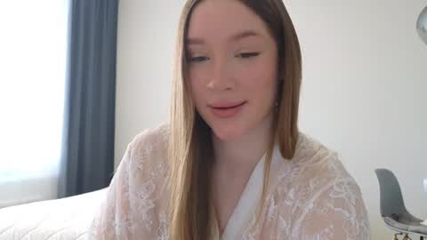 Snapshot of pink_rosee_ chatting on April 10, 2026, 1:44 am online show from April 10, 2026, 1:44 am