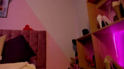 Snapshot of pink_secret chatting on February 24, 2026, 1:31 pm pink_secret online show from February 24, 2026, 1:31 pm