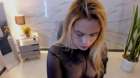 Snapshot of pink_secret chatting on April 27, 2026, 1:09 pm pink_secret online show from April 27, 2026, 1:09 pm