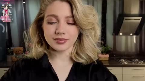 Adele online show from February 13, 2025, 8:38 am