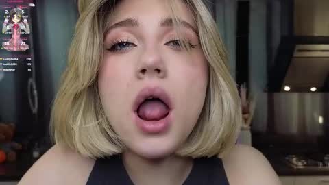 Adele online show from February 25, 2025, 1:28 pm