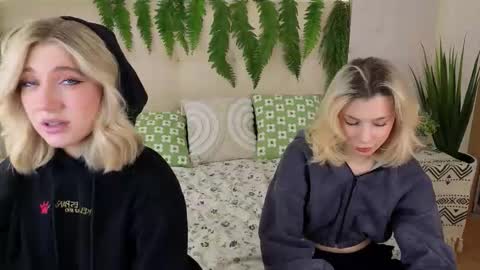 Adele online show from October 2, 2025, 8:43 am