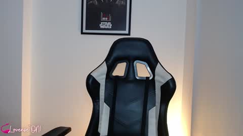 Snapshot of pinkcatlive chatting on December 13, 2024, 1:48 am Emily online show from December 13, 2024, 1:48 am