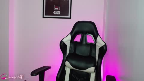 Snapshot of pinkcatlive chatting on January 16, 2025, 1:16 am Emily online show from January 16, 2025, 1:16 am