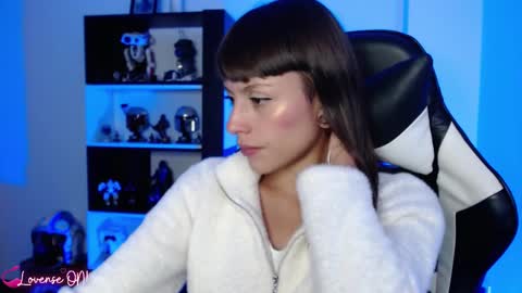 Snapshot of pinkcatlive chatting on March 4, 2025, 12:39 am Emily online show from March 4, 2025, 12:39 am