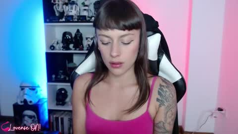 Snapshot of pinkcatlive chatting on November 26, 2025, 11:06 pm Emily online show from November 26, 2025, 11:06 pm