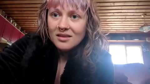 pinkfaeriegarden online show from April 25, 2026, 6:38 pm