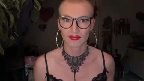 pinkfag online show from November 4, 2025, 3:44 pm