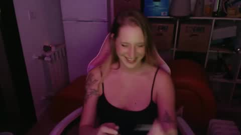 pinkladyx2 online show from February 1, 2025, 1:55 am